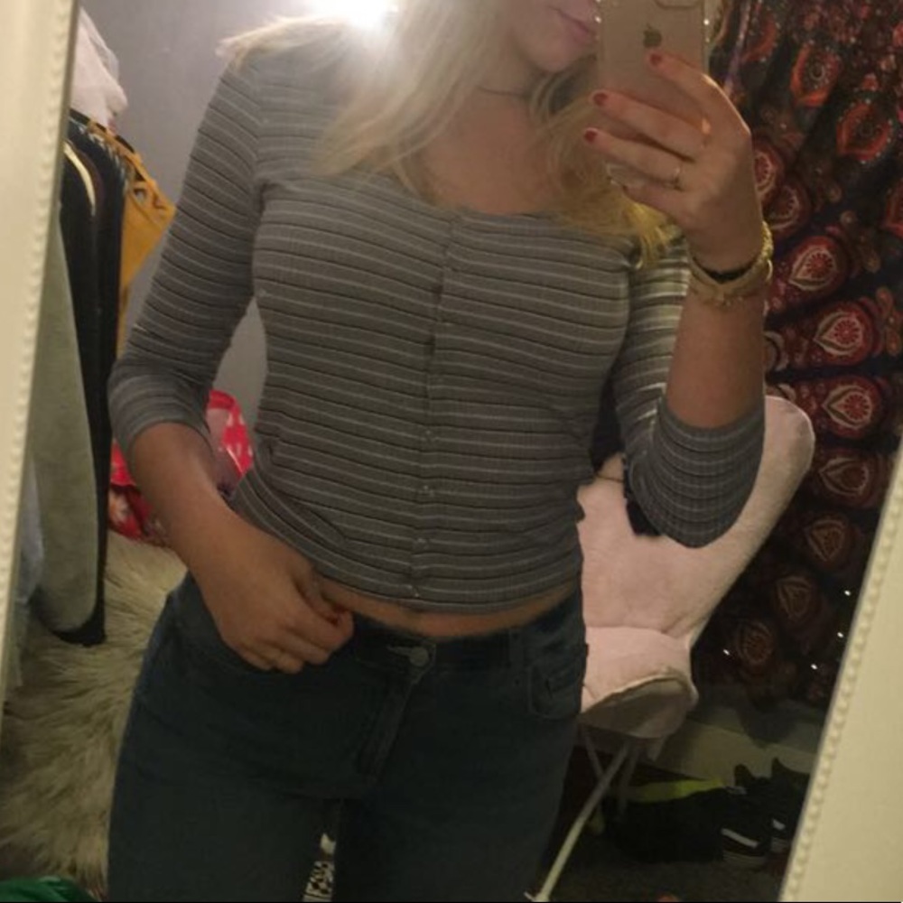 Cropped ribbed quarter sleeve top